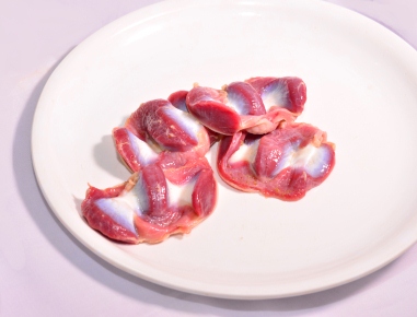 Gizzard is an organ found in the digestive tract of a chicken similar to a stomach. 
